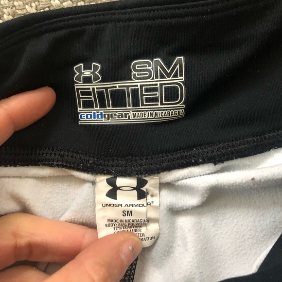 Under Armor Patterned Cold Gear Running Tight - Picture 5 of 5